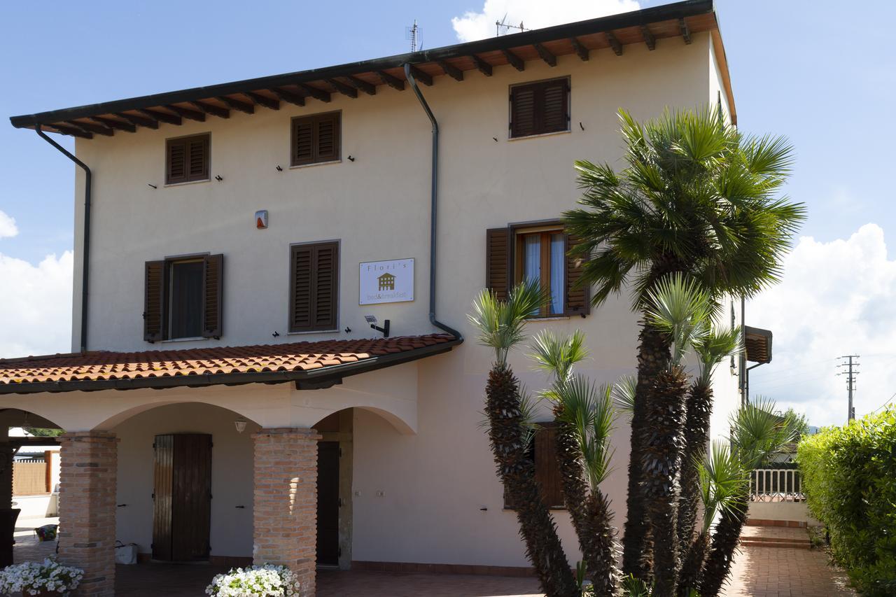 Flori'S Bed & Breakfast Viareggio Exterior photo