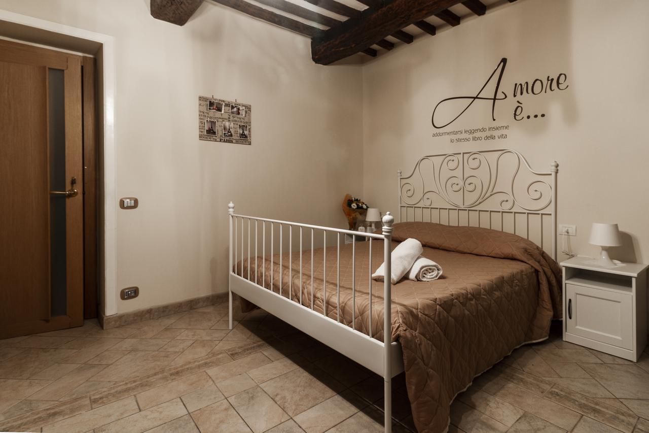 Flori'S Bed & Breakfast Viareggio Exterior photo