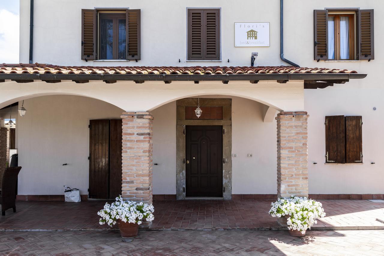 Flori'S Bed & Breakfast Viareggio Exterior photo